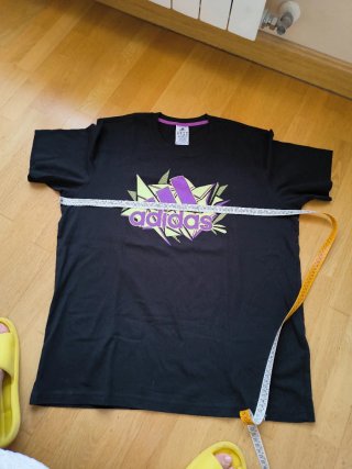 Camiseta Adidas XL Negra Logo Morado