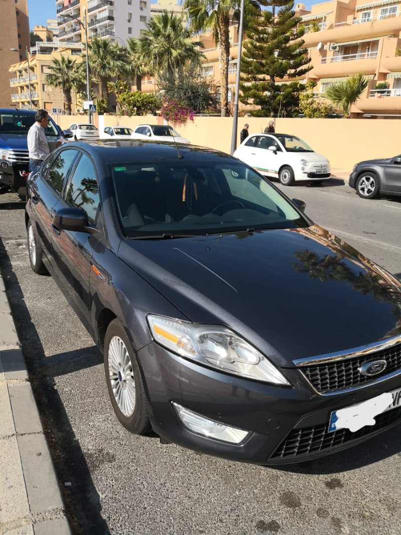 Ford Mondeo 2009 - foto 1