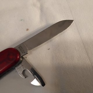 2 Coltellini Victorinox Rossi