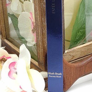 Estée Lauder Blush Brush 15.
