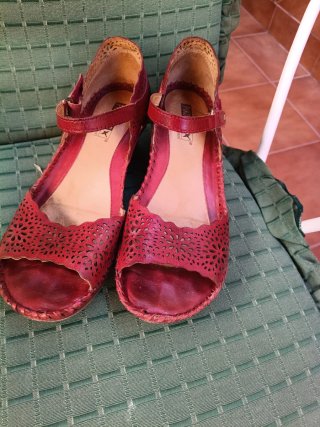 Sandalias Pikolinos Rojas