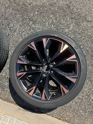 Llantas Cupra Artic Copper 19” + Neumáticos