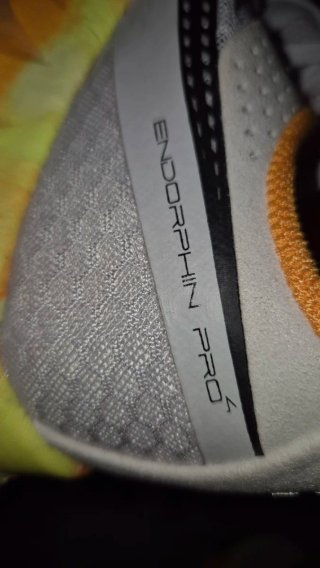Saucony 43