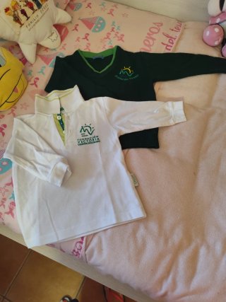 Uniforme escolar niña Fundación Victoria