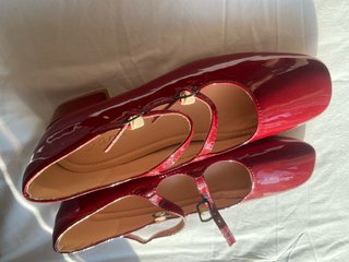 Zapatos Mary Jane rojos charol nuevos