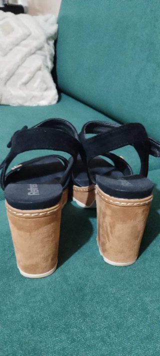 Sandalias Refresh Tacón Plataforma Negro/Marrón