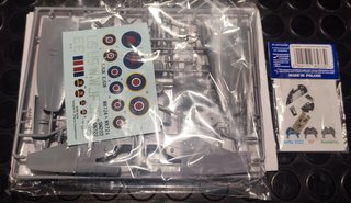 Kit Hawker Tempest Mk.V KP 1:72 + Extra