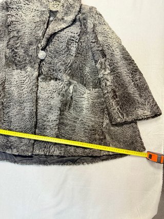 Pelliccia Vintage Astrakan Artigianale Donna
