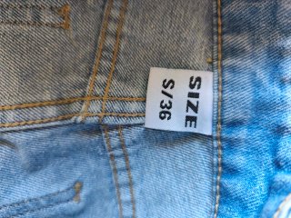 Shorts jeans S strappati perle