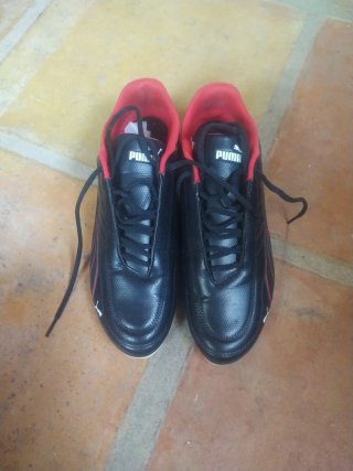 Zapatillas Puma Ferrari Negras y Rojas