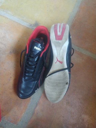 Zapatillas Puma Ferrari Negras y Rojas