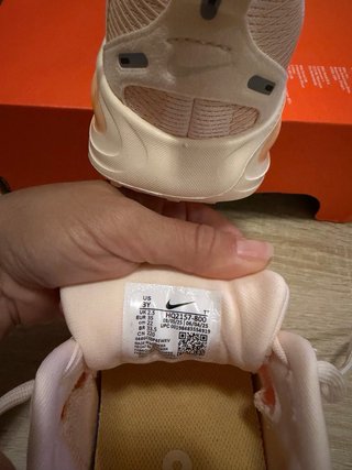 Nike Vomero 18 Talla 35 Naranja