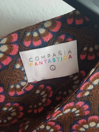 Lote 4 vestidos estampados y negros