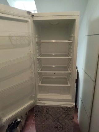 Frigorífico Benavent BC180W