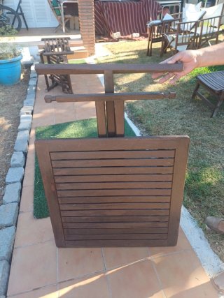 Mesa de madera plegable resistente