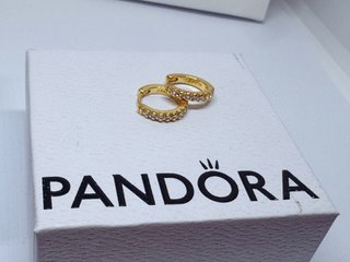 Pendientes Pandora Abrazo Brillante Oro Blanco