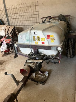 Cuba 1500L para fumigar