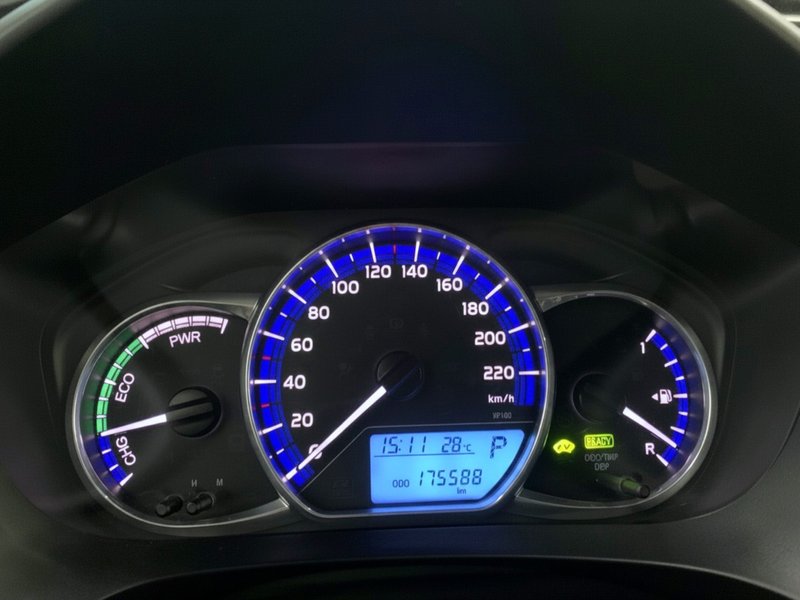 Toyota Yaris 2016, foto 19