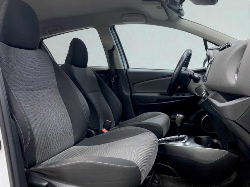 Toyota Yaris 2016, foto 8