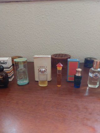 Miniaturas de Perfume varias marcas.