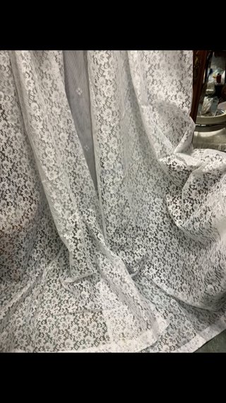 OPOR.3 PIEZAS .2 CORTINAS  .6€. Con estor. Bonito