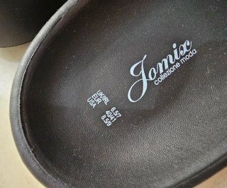Ciabatte Jomix nere con decorazioni