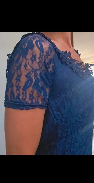 Vestido de encaje con espalda descubierta (S/M)