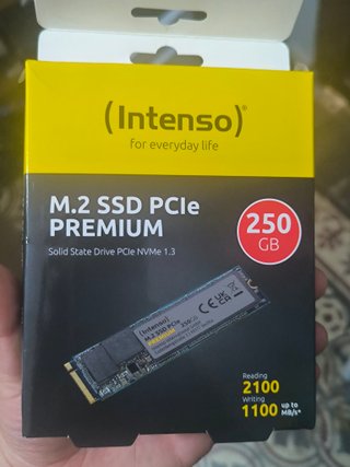 SSD Intenso M.2 PCIe NVMe 250GB