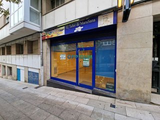 Local comercial en venta en Ensanche - Sar en Santiago de Compostela