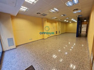 Local comercial en venta en Ensanche - Sar en Santiago de Compostela