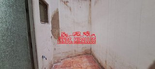 Local comercial en venta en Carrús Est - Camí dels Magros en Elche