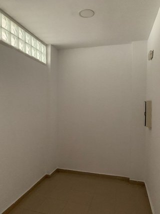 Local comercial en alquiler en La Laguna en Cádiz
