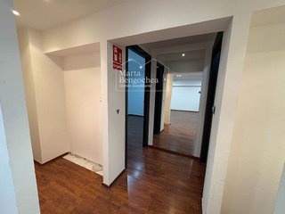 Local comercial en alquiler en Centro en Vitoria-Gasteiz