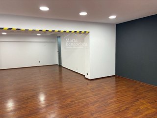 Local comercial en alquiler en Centro en Vitoria-Gasteiz