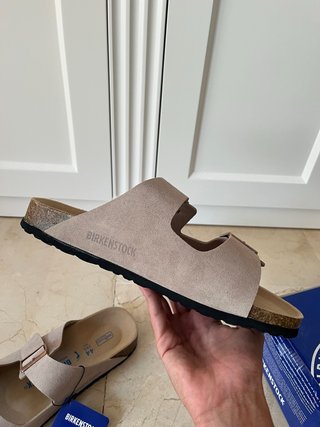Sandalias Doble Tira Beige o Gris Claro Ante