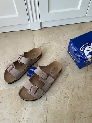 Sandalias Doble Tira Beige o Gris Claro Ante
