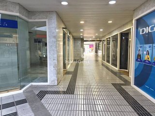 Local comercial en alquiler en Eixample Nord – La Devesa en Girona