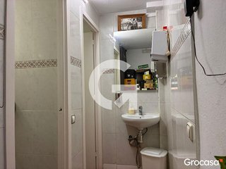 Local comercial en venta en Bellvitge en Hospitalet de Llobregat, L´