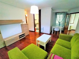 Piso en alquiler en Centro en Ourense