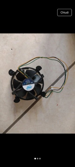 Vari componenti PC fisso e PC portatile
