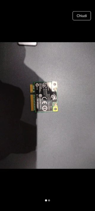 Vari componenti PC fisso e PC portatile