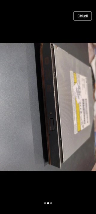 Vari componenti PC fisso e PC portatile