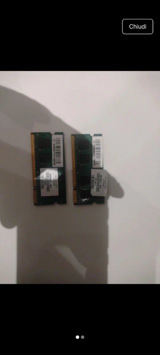 Vari componenti PC fisso e PC portatile