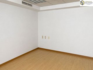 Oficina en alquiler en El Pla del Remei en Valencia