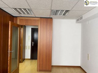 Oficina en alquiler en El Pla del Remei en Valencia