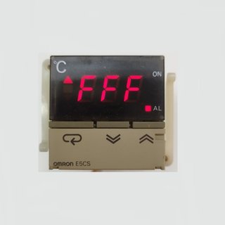 Controlador Temperatura Omron E5CS-Q1KJ