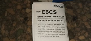 Controlador Temperatura Omron E5CS-Q1KJ