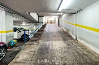 Local comercial en venta en El Castell-Poble Vell en Castelldefels