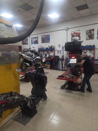Local comercial en alquiler en Delicias en Valladolid