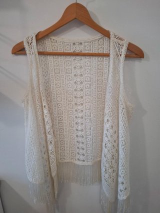 Chaleco largo beige con borreguito